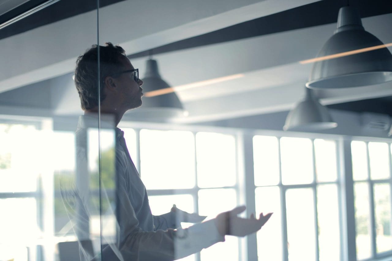 Estos 5 consejos te ayudarán a preparar un pitch de lujo