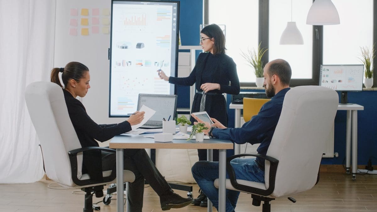 42% de las empresas en Chile podrían cambiar de clasificación, según nuevo estudio de Endeavor
