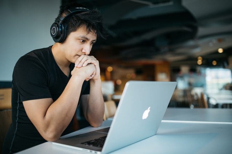 No te pierdas este webinar sobre los pros y contras de constituir una empresa