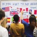 Latinos aprenden inglés