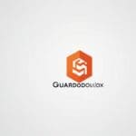 Logotipo de GuardedBox sobre un fondo tecnológico minimalista.