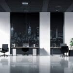 Oficinas modernas con tecnología avanzada y conectividad global