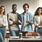 Equipo de emprendedores colaborando en un espacio de coworking moderno