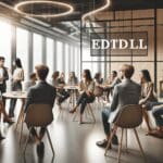 Grupo de personas discutiendo ideas en un moderno coworking.