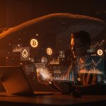 Startup cripto analizando el mercado bajo la influencia de ballenas digitales en un entorno moderno naranja y negro, ilustrando gestión de riesgos y tendencias fintech 2025.