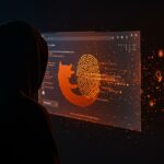 Protección de privacidad avanzada de Firefox con tecnología anti-fingerprinting para reducir seguimiento web y proteger datos personales.