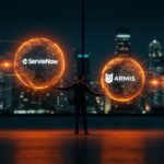 Adquisición de Armis por ServiceNow destacada con metáforas visuales de ciberseguridad y financiamiento en ecosistema tech.
