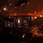 Interfaz digital de Tesla FSD mostrando mensajería manos libres con íconos abstractos de IA y seguridad vial en tecnología automotriz.