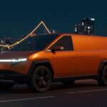 Furgoneta eléctrica Russo-Balt F200 destacándose en ciudad al atardecer, símbolo de innovación automotriz y movilidad eléctrica en startups rusas.