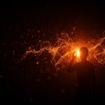 Fundador de startup creativo iluminado entre redes neuronales digitales que simbolizan la creatividad y la inteligencia artificial en la era tecnológica.