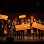 Ganadores del Desafío Emprendedor Banco de Chile 2026 celebrando premios e innovación de impacto social en startups chilenas.