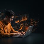 Ingeniero desarrollando rápidamente un SaaS con gobernanza técnica segura y automatización en una plataforma de datos innovadora.