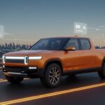 Camioneta eléctrica asequible de Slate Auto en tonos naranja y negro simbolizando movilidad sostenible y tecnología EV para 2026.