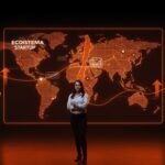 Constanza Levicán lidera Suncast destacada en Start-Up Chile BIG 11 entre 1300 startups globales, simbolizando emprendimiento femenino y financiamiento equity-free en energías renovables.