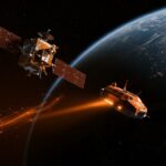 Remolcador espacial innovador de la startup UARX Space gestionando satélites en órbita, destacando tecnología espacial y ecosistema europeo.