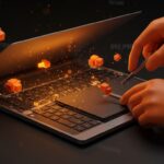 MacBook Neo destacado por su alta reparabilidad con batería desmontable y piezas modulares, ideal para fundadores tecnológicos conscientes en hardware sostenible.