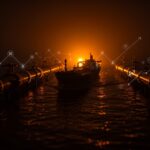 Estrecho de Hormuz con petroleros y rutas alternativas visualizadas, ilustrando riesgos y crisis energética global.