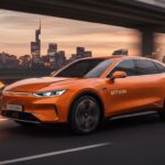 Xiaomi SU7 Ultra en movimiento representando la movilidad eléctrica innovadora y la competencia tecnológica en Europa.