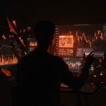 Startup enfrentando multas por pricing dinámico bajo regulación de vigilancia de precios en economía digital.