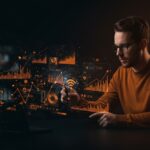 Emprendedor analizando tecnologías WiFi 6, 6E y 7 para infraestructura de red empresarial en startups de España y LATAM.