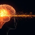 Representación visual de interfaz cerebro-computadora BCI y procesamiento neuronal del lenguaje en tonos naranja y negro.