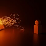 Conflicto ético en la financiación de Meta y Google a programas infantiles y su impacto en el diseño de apps.
