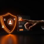 Guía de ciberseguridad para founders: protección de cuentas con 2FA y passkeys contra hackeos.