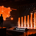 Siete proyectos de startups de Extremadura compitiendo en el evento South Summit para impulsar el ecosistema emprendedor y la financiación.