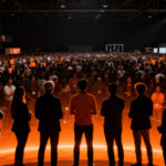 Multitud conectada en EtMday 2026, el evento de emprendimiento más grande de Chile con España como invitado de honor.