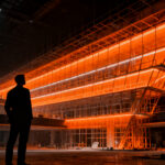 Reconversión del centro comercial Parque Arauco Kennedy con inversión millonaria en retail y grandes tiendas en Chile.