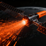 Satélite FOSSA con motor de propulsión eléctrica ATHENA NANO en el espacio, representando el avance del New Space español.